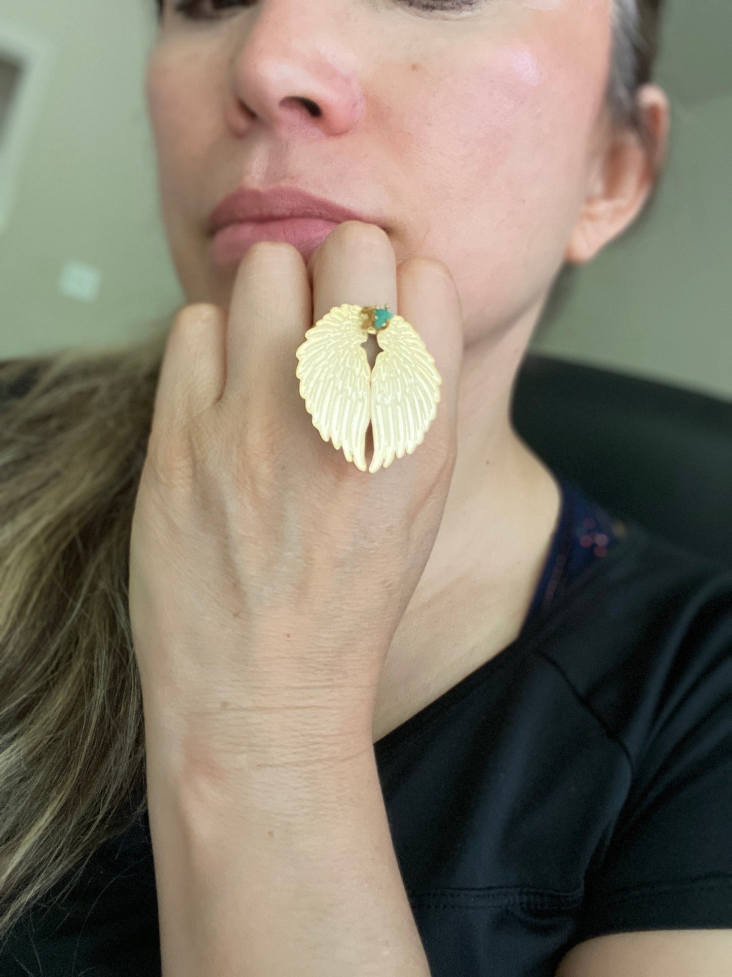 Emerald Engraved Wings Ring